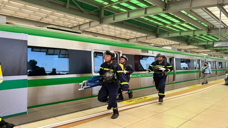 Hình ảnh Metro Cát Linh - Hà Đông diễn tập cứu nạn 