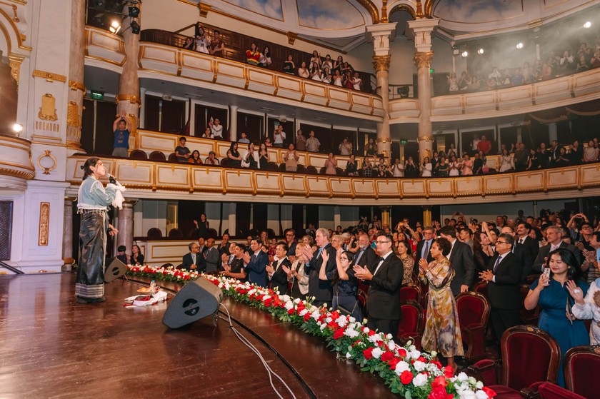 Toàn cảnh sự kiện.