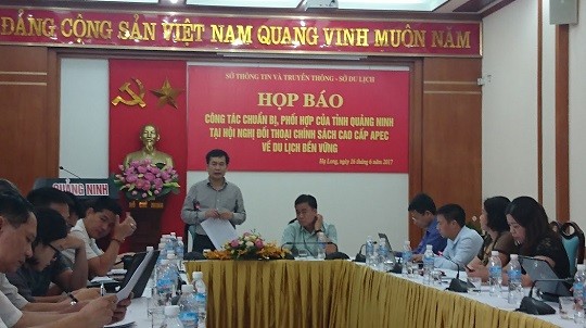 Họp báo về công tác tổ chức của tỉnh Quảng Ninh