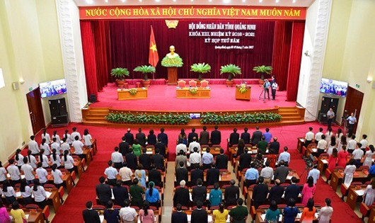 Khai mạc kỳ họp thứ 5, HĐND tỉnh Quảng Ninh khoá XIII