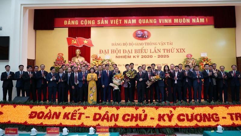 Ban Chấp hành Đảng bộ Bộ Giao thông vận tải nhiệm kỳ mới ra mắt Đại hội