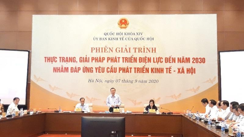 Phiên giải trình về thực trạng, giải pháp phát triển điện lực đến năm 2030 diễn ra sáng 7/9.