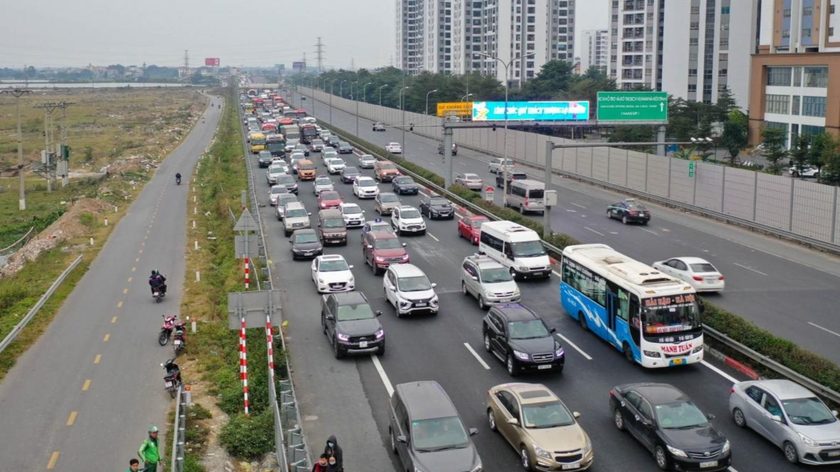 Xe lưu thông vào nội đô Hà Nội. (Ảnh minh họa)