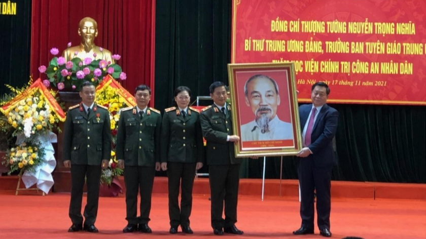 Trưởng Ban Tuyên giáo Trung ương chúc mừng Học viện Chính trị Công an Nhân dân.