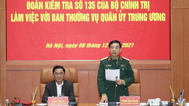 Đại tướng Phan Văn Giang cùng ông Trần Cẩm Tú chủ trì cuộc làm việc.