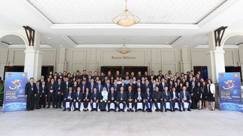 Các đại biểu dự Hội nghị Tổng cục trưởng Hải quan ASEAN lần thứ 33. (Ảnh: P.Đào)