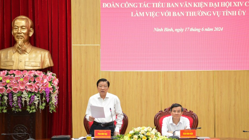 Trưởng Ban Nội chính Trung ương Phan Đình Trạc ghi nhận nhiều kết quả mà tỉnh Ninh Bình đạt được trong thời gian qua. (Ảnh: Đặng Phước)