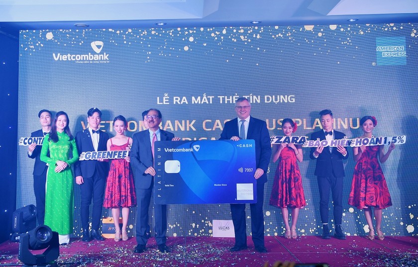 Thẻ thanh toán không tiếp xúc của Vietcombank chính thức ra mắt