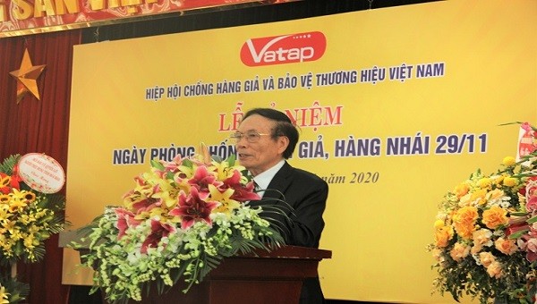 Ông Lê Thế Bảo phát biểu tại Lễ kỷ niệm Ngày phòng chống hàng giả.