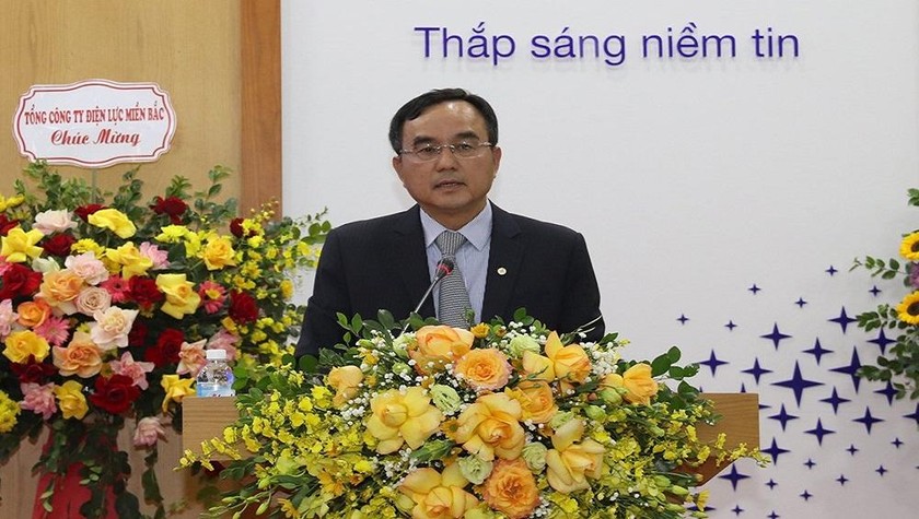 Ông Dương Quang Thành - Chủ tịch HĐTV EVN giao nhiệm vụ cho EVNNPT 