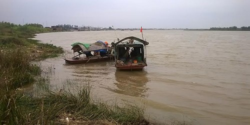 Khúc sông, nơi cháu bé bị người tình của mẹ phi tang xác.