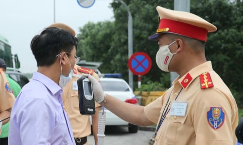 Hơn 700 trường hợp vi phạm nồng độ cồn bị xử lý trong ngày mùng 1 Tết