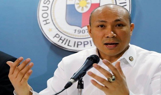 Nghị sỹ đối lập Philippines Gary Alejano.