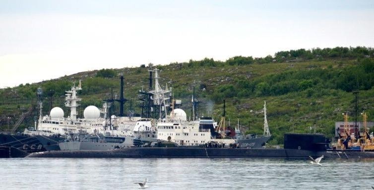 Một tàu của Nga ở Severomorsk.