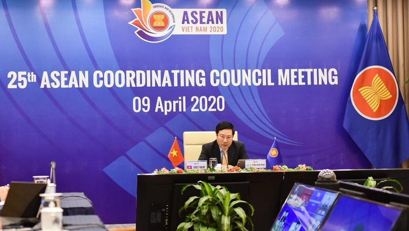 Phó Thủ tướng, Bộ trưởng Ngoại giao Phạm Bình Minh chủ trì Hội nghị lần thứ 25 Hội đồng Điều phối ASEAN (ACC) hôm  9/4.