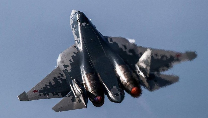 Máy bay thế hệ thứ 5 Su-57 của Nga.