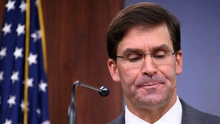 Ông Mark Esper.