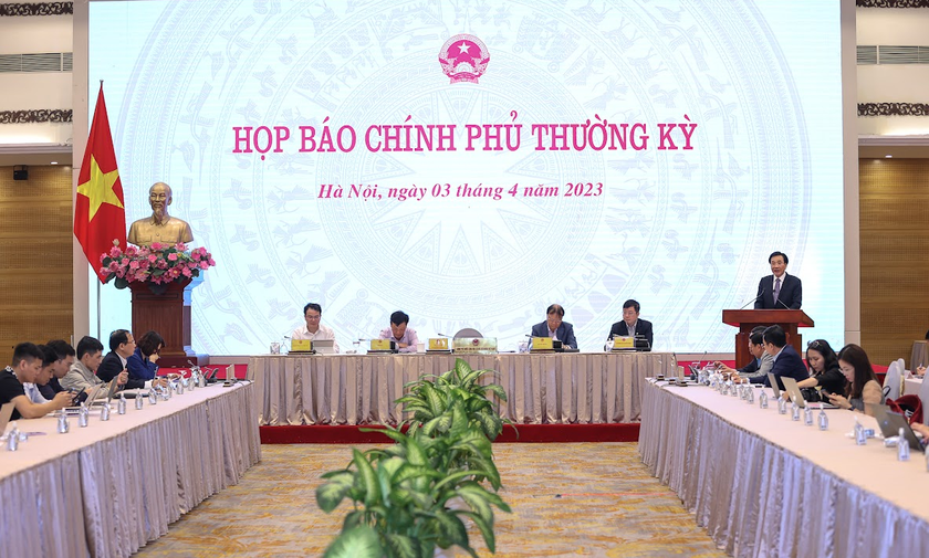 Hình ảnh tại họp báo.