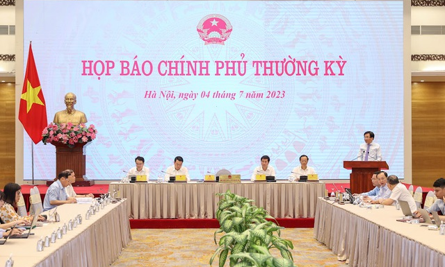 Hình ảnh tại họp báo.