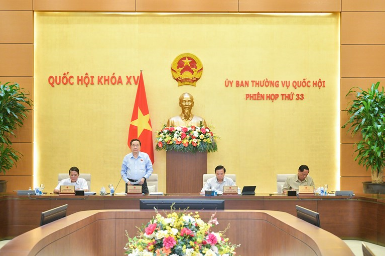 Phó Chủ tịch Thường trực Quốc hội Trần Thanh Mẫn phát biểu khai mạc phiên họp.