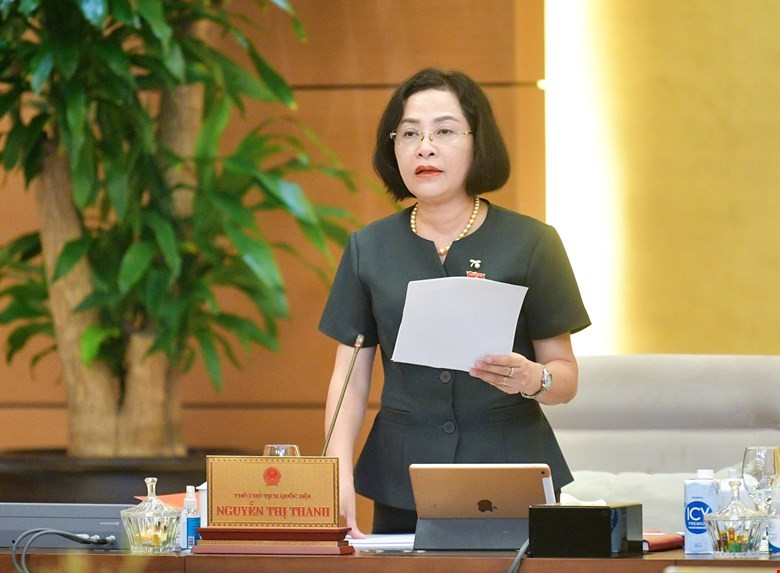 Phó Chủ tịch QH Nguyễn Thị Thanh phát biểu tại phiên họp.