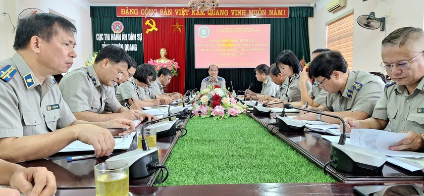 Phó Tổng cục trưởng Tổng cục THADS Nguyễn Thắng Lợi thăm và làm việc tại Cục THADS tỉnh Tuyên Quang năm 2023.