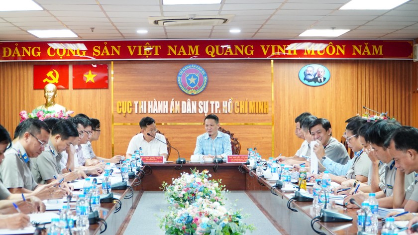 Đoàn công tác của Ban Nội chính Thành uỷ làm việc với Cục THADS TP.HCM (nguồn Cục THADS TP.HCM).