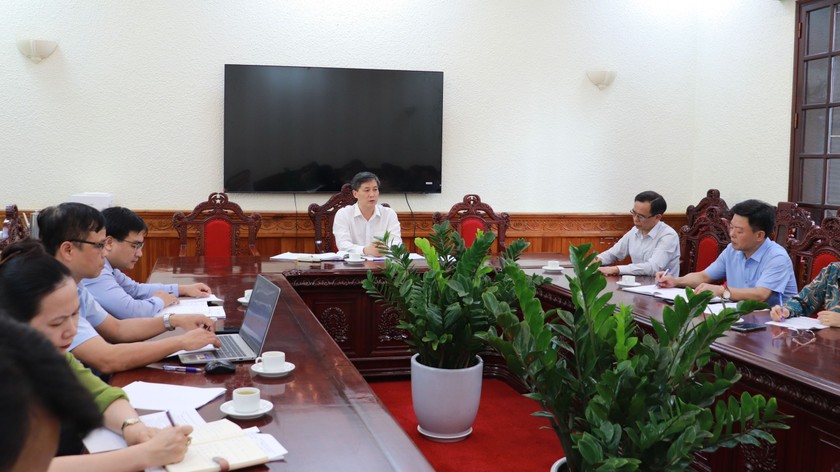 Thứ trưởng Nguyễn Khánh Ngọc chủ trì cuộc họp.