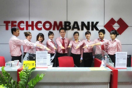 Techcombank - TOP 3 Nơi Làm Việc Tốt Nhất trong ngành Ngân hàng 