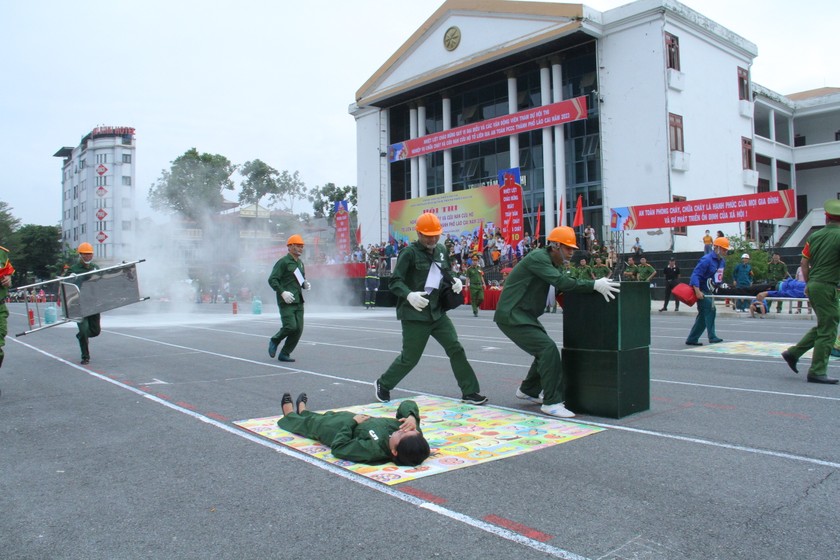 Hội thi nghiệp vụ của các Tổ liên gia an toàn PCCC Thành phố Lào Cai