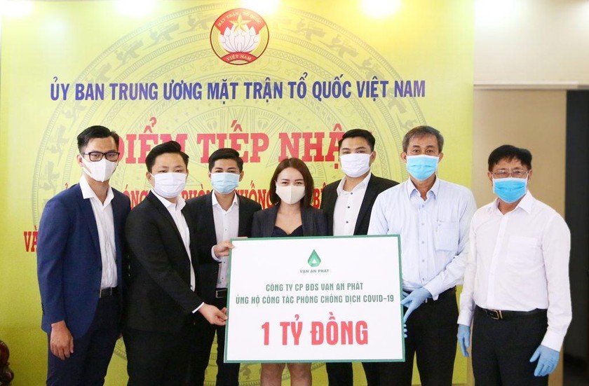 Vạn An Phát đã đóng góp 1 tỷ đồng chung tay đẩy lùi Covid-19