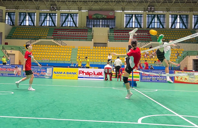 Khán giả được mãn nhãn với rất nhiều pha cầu đẹp