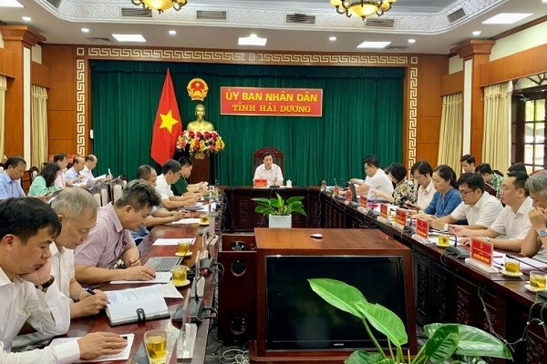UBND tỉnh Hải Dương tìm giải pháp giải quyết ô nhiễm môi trường sông Bắc Hưng Hải.