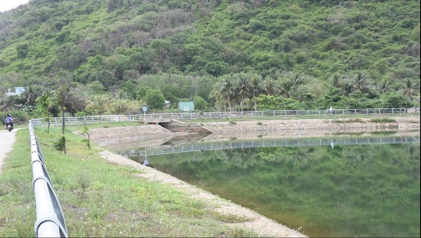 Hồ Quang Trung 2 – hồ chứa nước quan trọng cung cấp nguồn nước cho người dân huyện Côn Đảo.