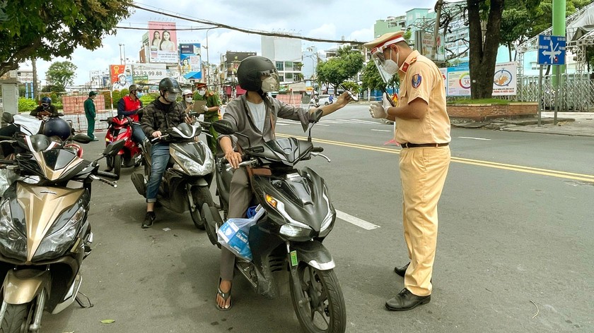 TP HCM những ngày đầu triển khai hệ thống khai báo di chuyển nội địa 