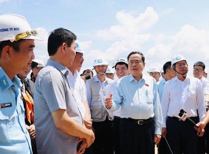 Chủ tịch Quốc hội Trần Thanh Mẫn phát biểu tại buổi giám sát