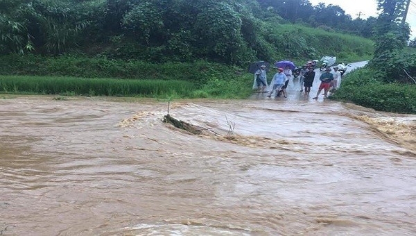 Mưa lớn diễn ra trên diện rộng tại Yên Bái sẽ khiến khu vực suối xuất hiện lũ ống, lũ quét