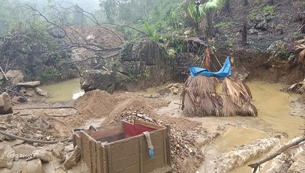 Khai thác trái phép khoáng sản tại thôn Khau Ca, xã An Phú, huyện Lục Yên, tỉnh Yên Bái