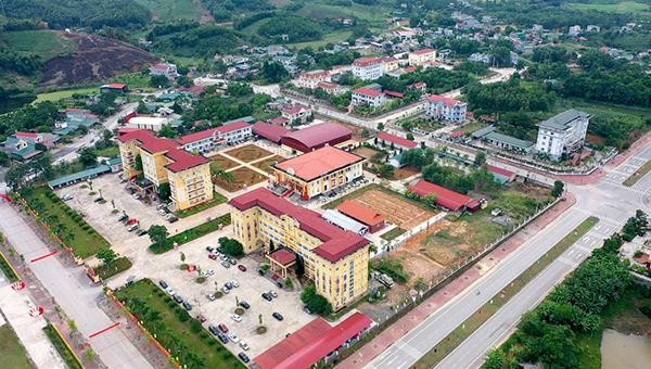 Trung tâm thị trấn Yên Sơn