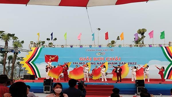 Khai mạc Giải bơi chải thành phố Việt Trì mở rộng năm 2022