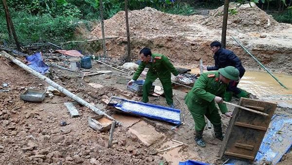 Tuyên Quang tăng cường công tác quản lý, khai thác khoáng sản, bảo vệ môi trương sinh thái