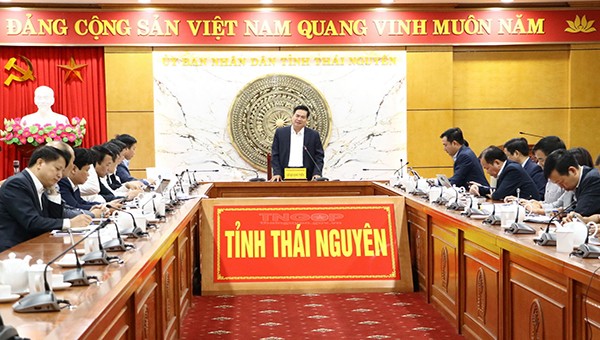 Phó Chủ tịch UBND tỉnh, Trưởng Ban Chỉ đạo Lê Quang Tiến, thực hiện Nghị quyết số 05-NQ/TU ngày 09/8/2021 của Ban Thường vụ Tỉnh ủy phát biểu chỉ đạo Hội nghị.