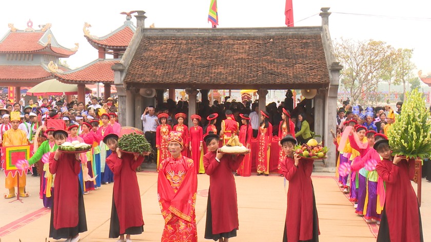 Ngoài du lịch nghỉ dưỡng, huyện Thanh Thuỷ cũng chú trọng vào việc phát triển mô hình du lịch cộng đồng, kết hợp với việc bảo tồn và phát huy giá trị văn hóa (Ảnh: Ngọc Phúc)