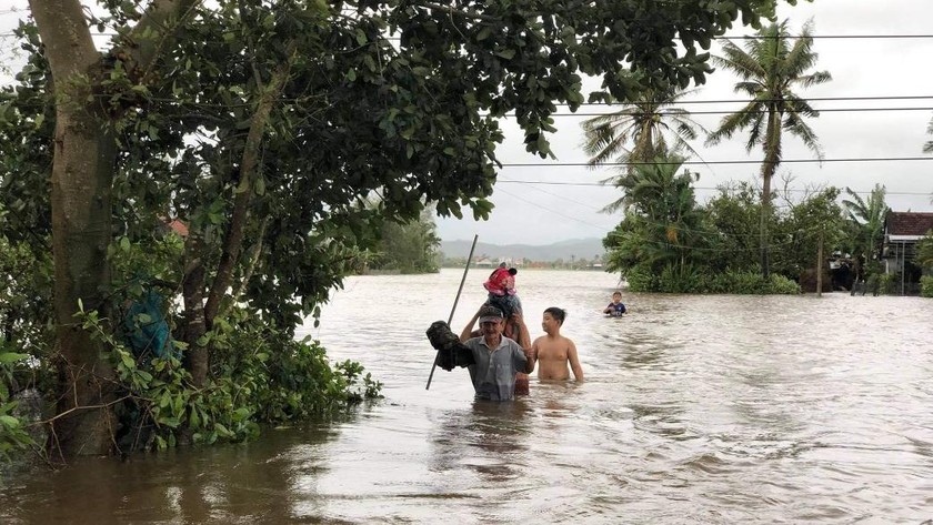 Nước đang lên rất nhanh.