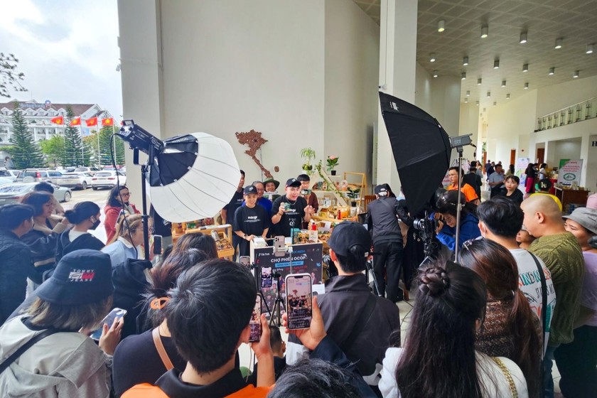 Buổi livestream của chương trình “Chợ Phiên OCOP - Nông sản trong mây” đã thu hút hơn 20 triệu lượt tiếp cận.