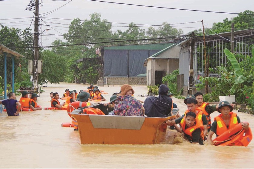 Thủ tướng lưu ý chủ tịch UBND các tỉnh khẩn trương rà soát, sơ tán dân ra khỏi khu vực nguy hiểm. (Ảnh minh họa)