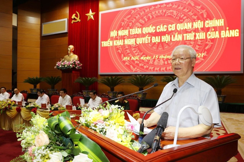 Tổng Bí thư Nguyễn Phú Trọng yêu cầu cán bộ, chiến sĩ, công chức các cơ quan nội chính phải công tâm, khách quan, trọng liêm sỉ. (Ảnh: TTXVN) 