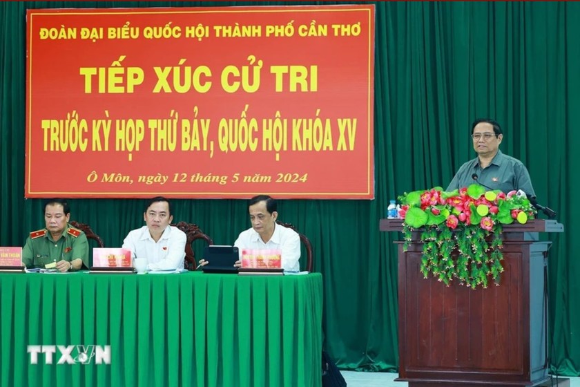 Thủ tướng Phạm Minh Chính chỉ rõ 9 nhóm nhiệm vụ, giải pháp trọng tâm thời gian tới tại buổi tiếp xúc cử tri.