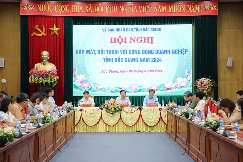Hội nghị là dịp UBND tỉnh Bắc Giang trực tiếp lắng nghe các kiến nghị của cộng đồng DN để có những giải pháp chỉ đạo hiệu quả, thiết thực hơn nữa. (Ảnh: BBG).