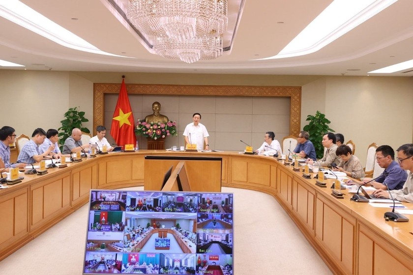 Phó Thủ tướng Trần Hồng Hà nhấn mạnh mục tiêu là bảo đảm thu nhập, ổn định đời sống cho người trồng lúa trong mọi tình huống. (Ảnh: Văn Điệp)